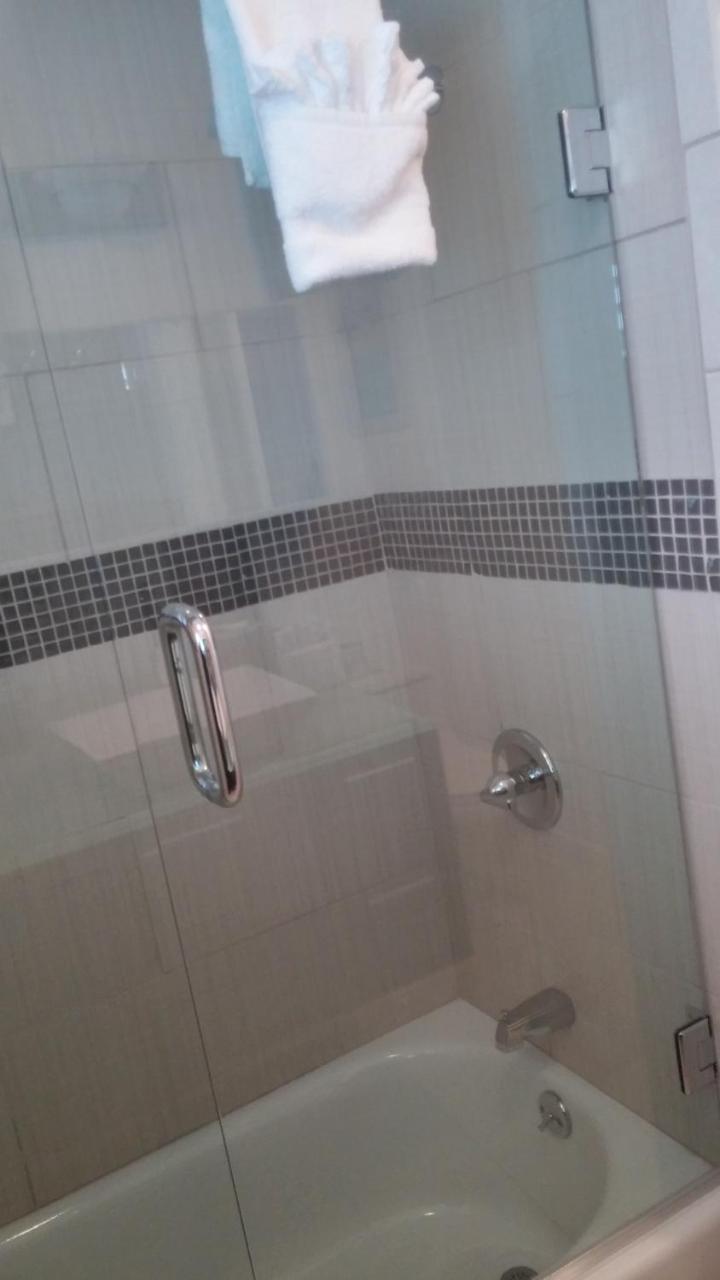 Rio Vista Inn & Suites Santa Cruz Zewnętrze zdjęcie